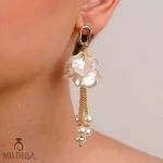 گوشواره تمام مروارید طرح گل