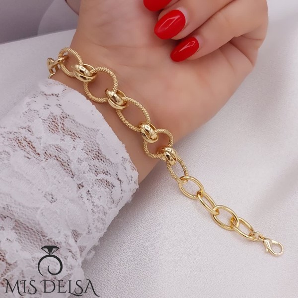دستبند-زنانه-طرح-طلا-مدل-کتونا دستبند زنانه طرح طلا مدل کتونا - Image 1
