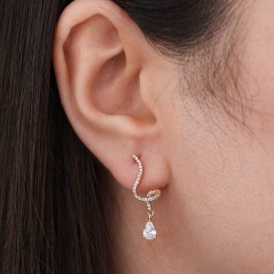 گوشواره آویز اشکی نگین‌ دار ژوپینگ