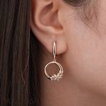 گوشواره حلقه‌ ای آویز گل‌ دار ژوپینگ