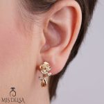 گوشواره ژوپینگ مدل گل آویز نگین‌ دار