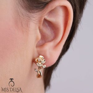 گوشواره ژوپینگ مدل گل آویز نگین‌ دار